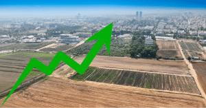 אילוסטרציה: מפתח זהב על רקע הדמיית רובע "כפר סבא בן יהודה צפון", קרקע להשקעה ותמ"ל 3014.